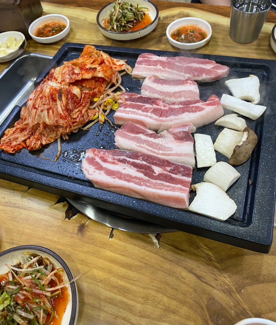 하루방똥돼지 이미지