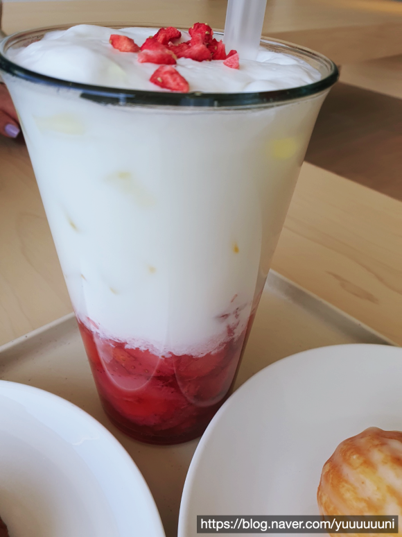 카페로아 이미지