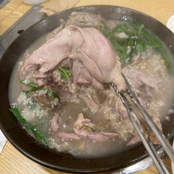 해조톳오리누룽지백숙 이미지