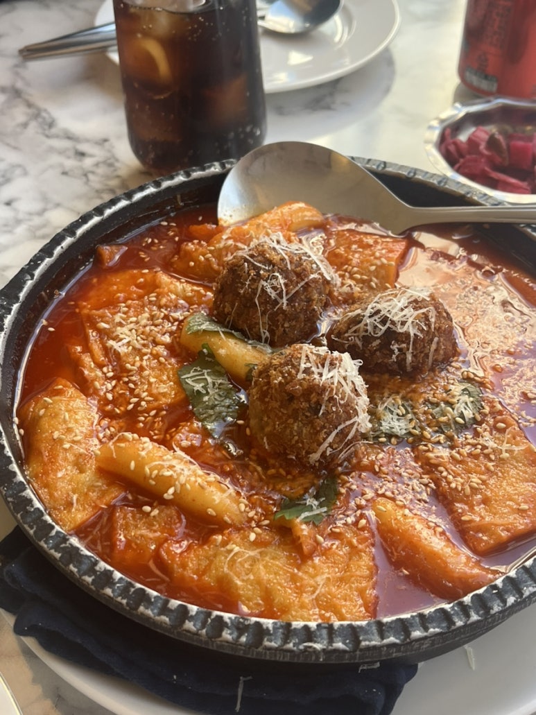 루이한복 이미지