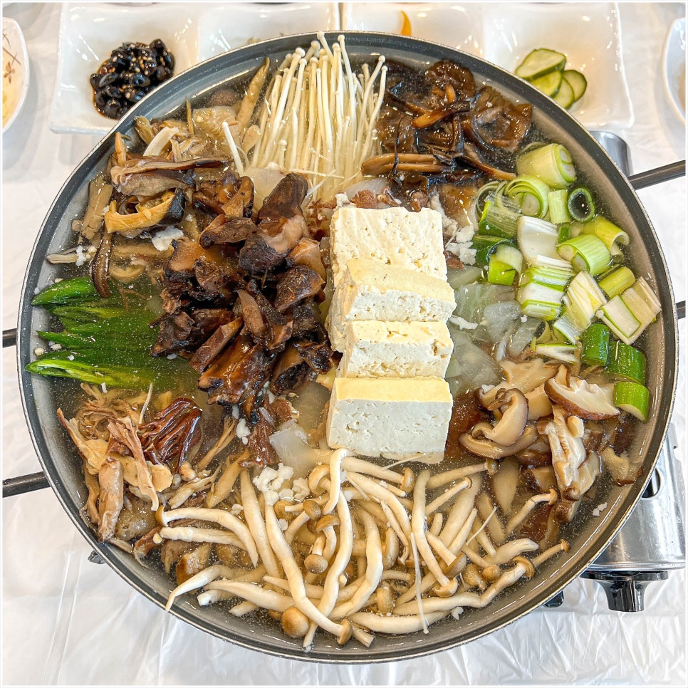 듬뿍식당 이미지