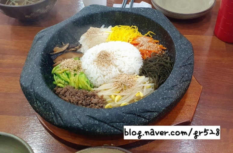 모브베이커리카페 이미지