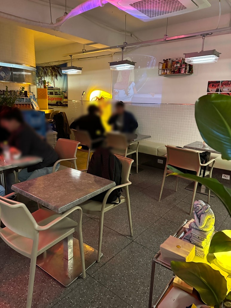 너희동네술집 이미지