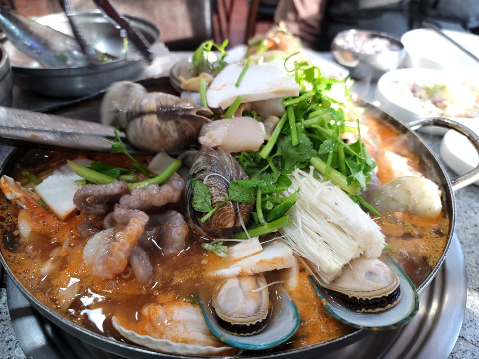 금오산해물탕.찜 이미지