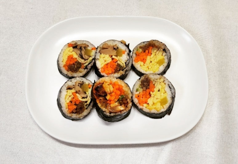 표고농부네김밥 이미지