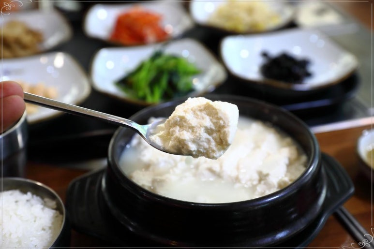 가마솥김치전골 이미지