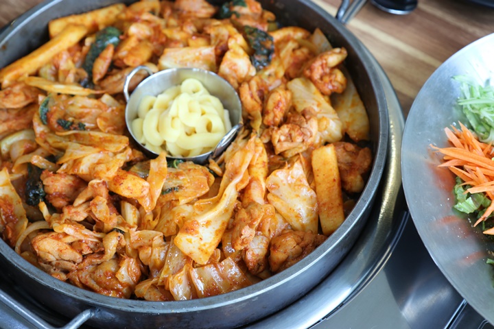 원조 춘천닭갈비 막국수 이미지