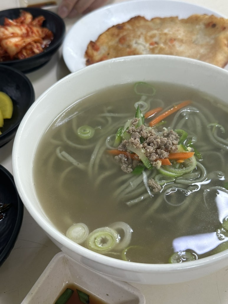 정성칼국수 이미지