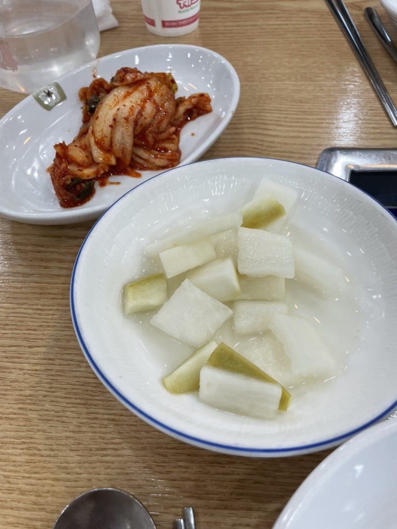 밀목손만두얼큰칼국수 이미지