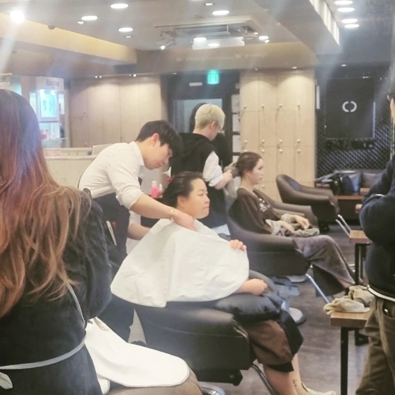 그레이살롱헤어&스파 이미지