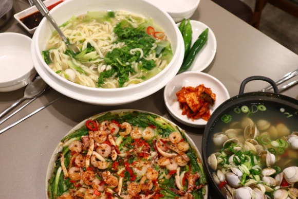 조조칼국수 이미지