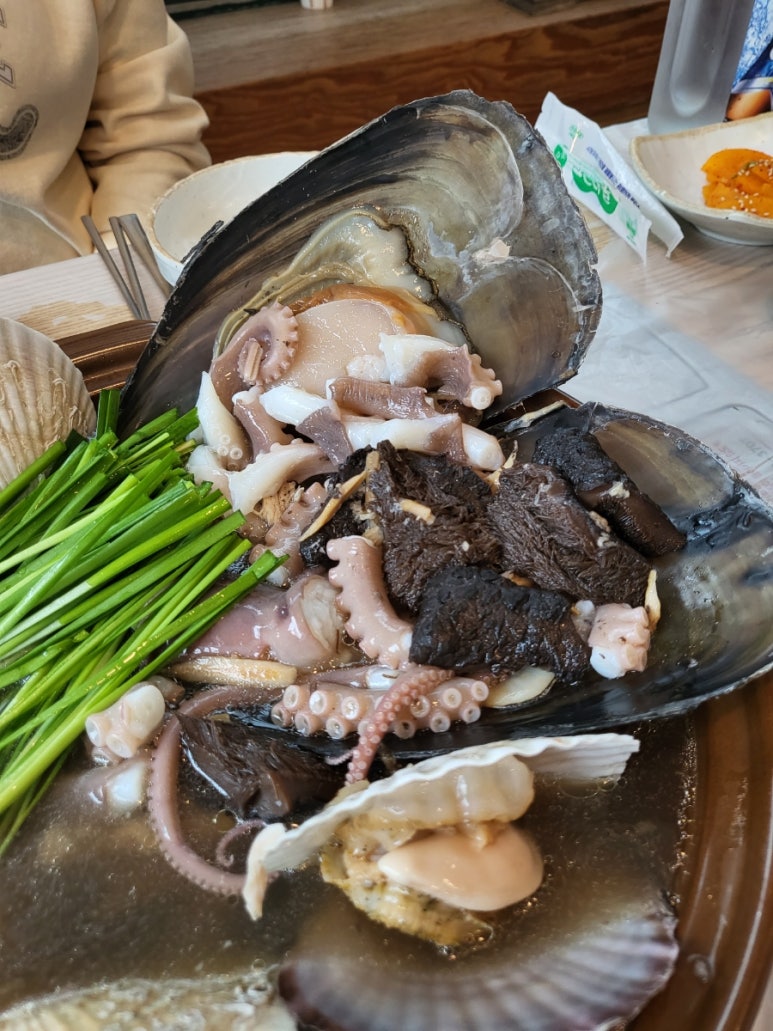 서산능이해신탕 이미지