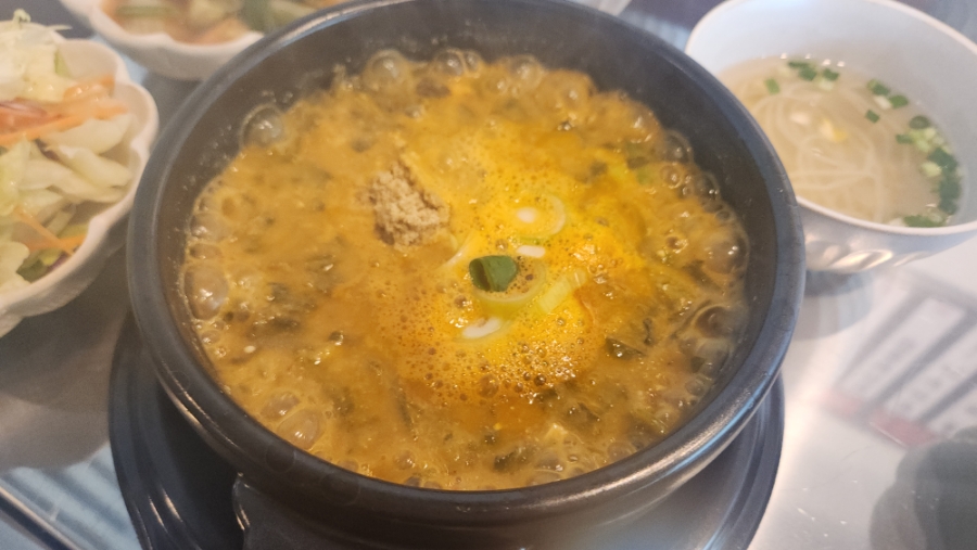 힘이불끈장어 이미지