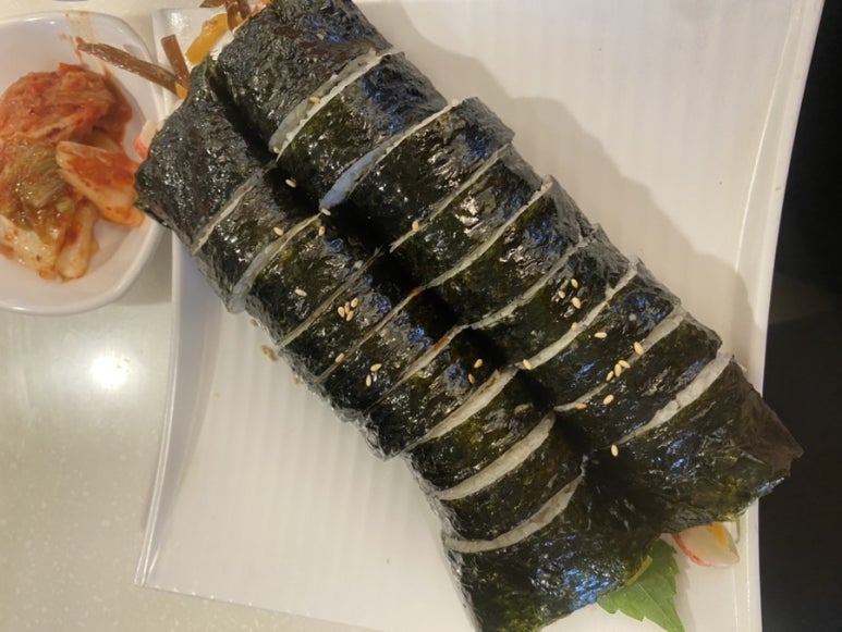 먹깨비김밥 이미지