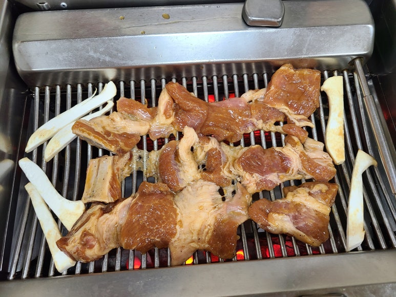 칠갑산돼지갈비 이미지