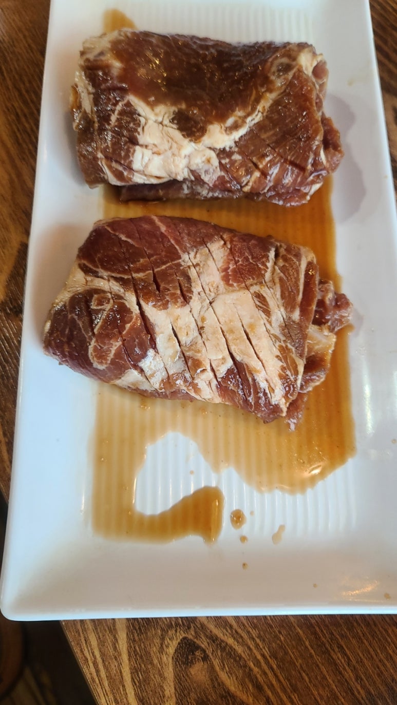 참나무 숯왕갈비 이미지