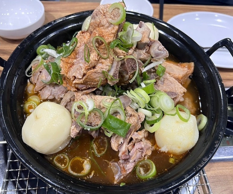원조감자탕일미집 역삼점 이미지