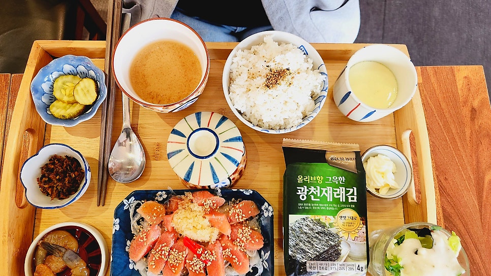 조은육회생연어 이미지