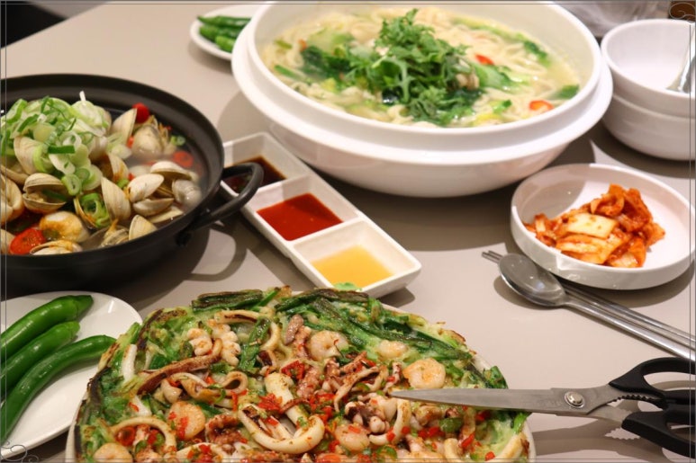 조조칼국수 이미지