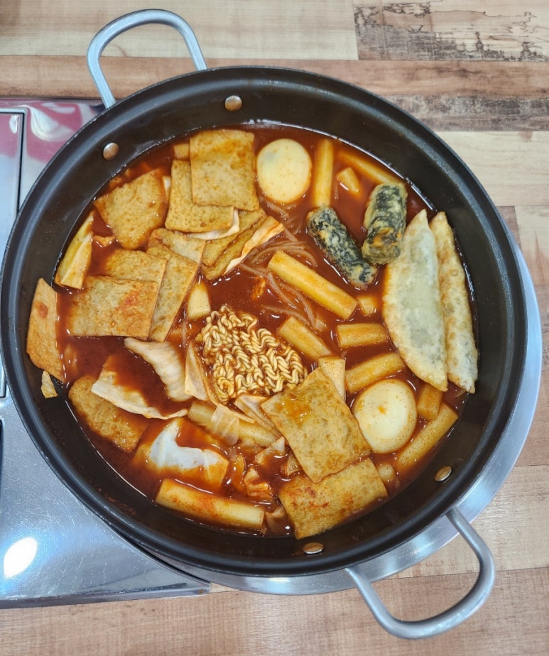 심퉁즉석떡볶이 이미지