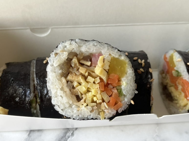 몬돌이 김밥 이미지