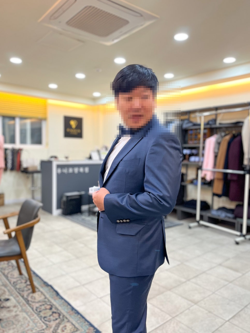우니코테일러 이미지