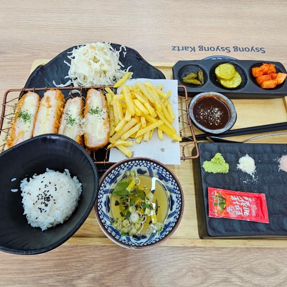 숑숑돈까스 이미지