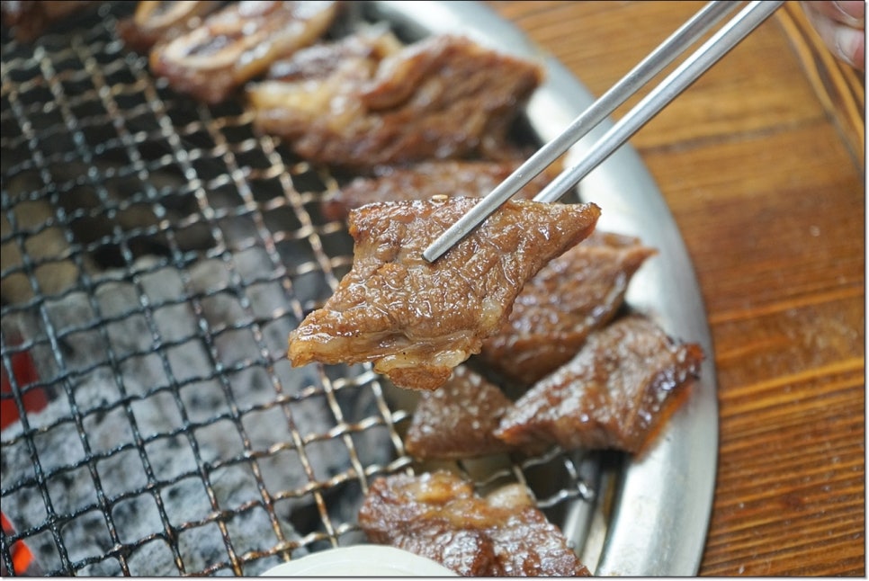 판문점숯불갈비 이미지
