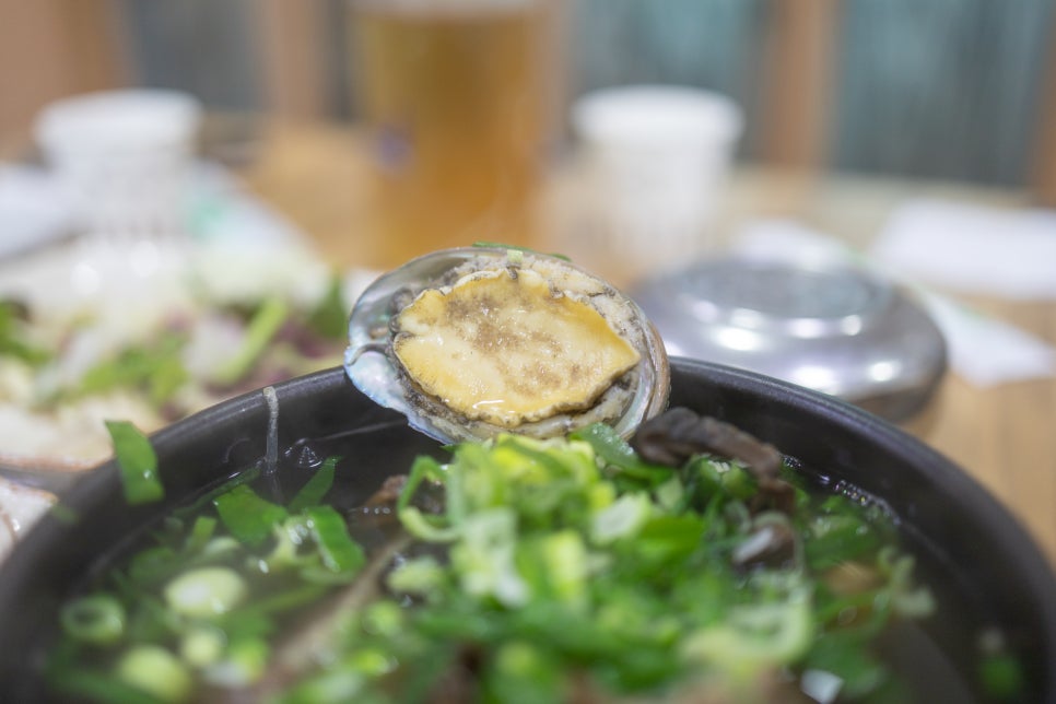 아리아 영계백숙 왕갈비탕 이미지