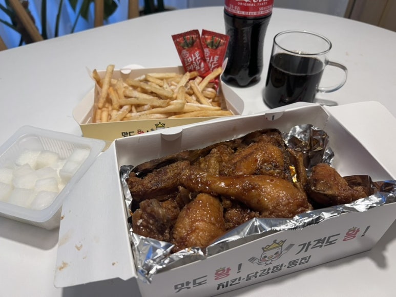 왕왕치킨 이미지