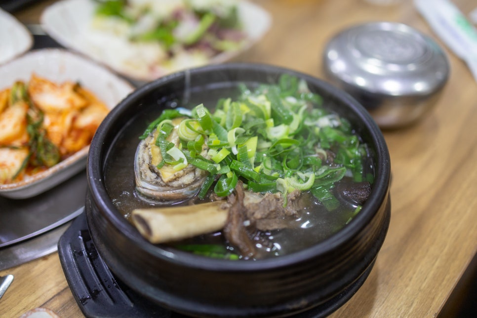 아리아 영계백숙 왕갈비탕 이미지