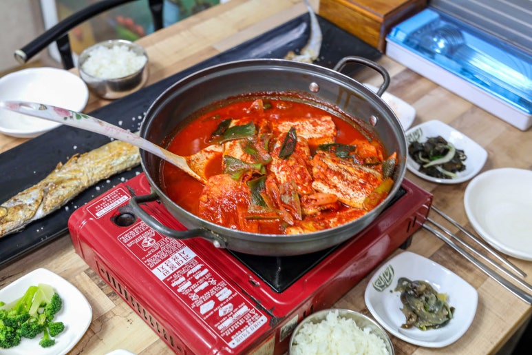 부뚜막 식당 이미지