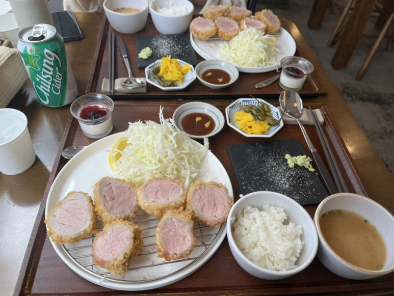 디귿카츠 이미지