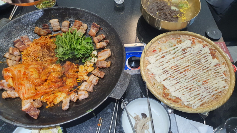 먹고집 이미지