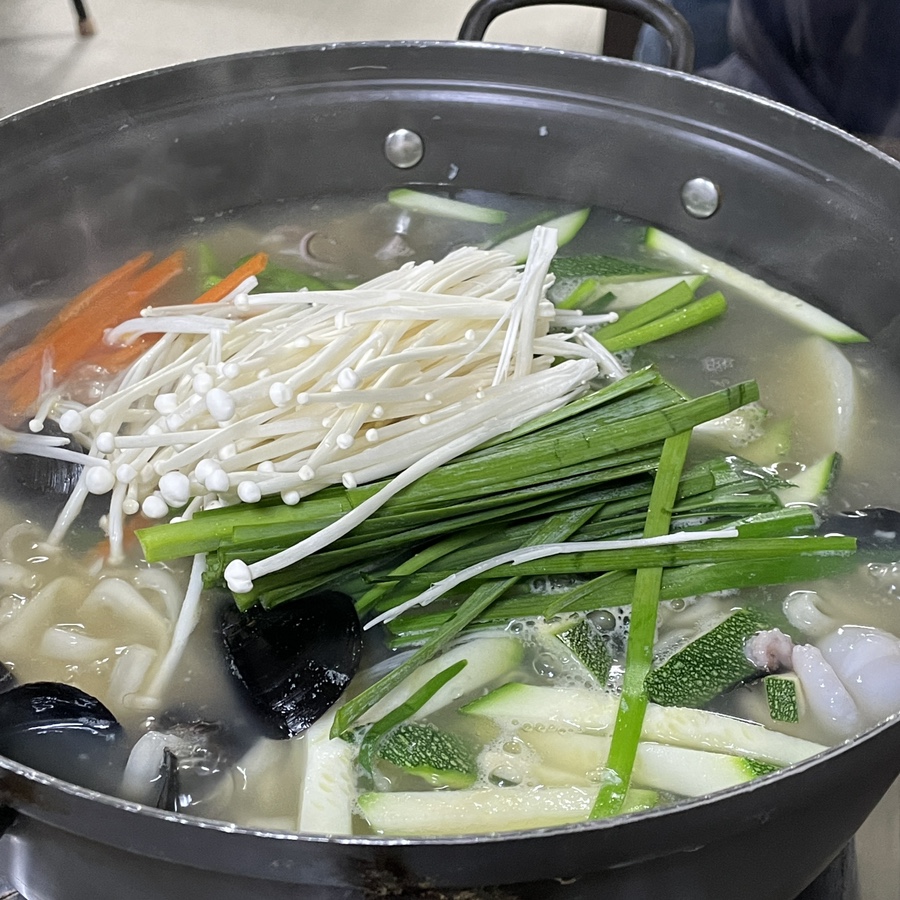 윤가네해물칼국수 이미지