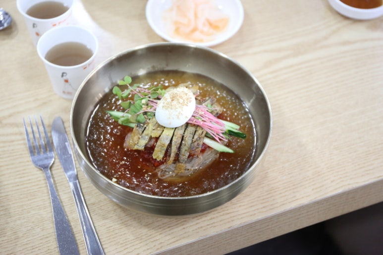 다운밀면 이미지