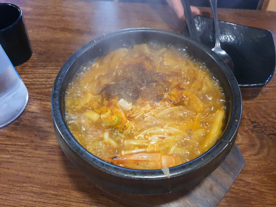 홍대앞왕동까스 이미지
