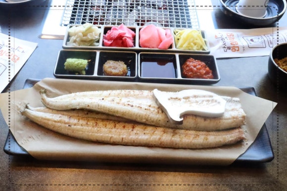화끈숯불장어 이미지
