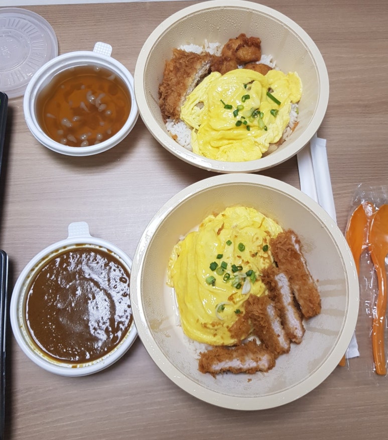 오므상칼칼데스 이미지