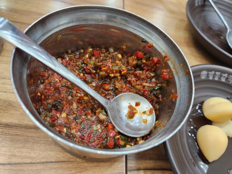 명동칼국수두정역점 이미지