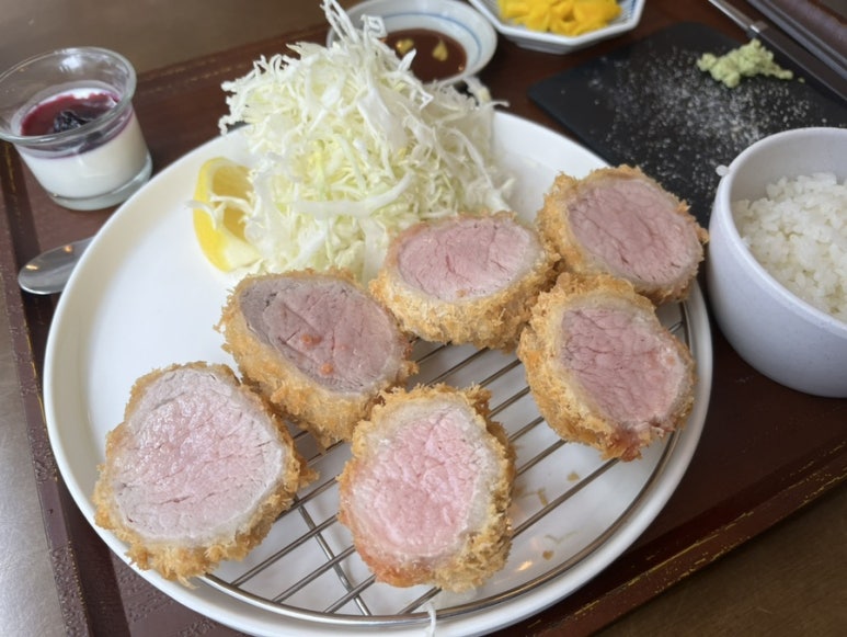디귿카츠 이미지