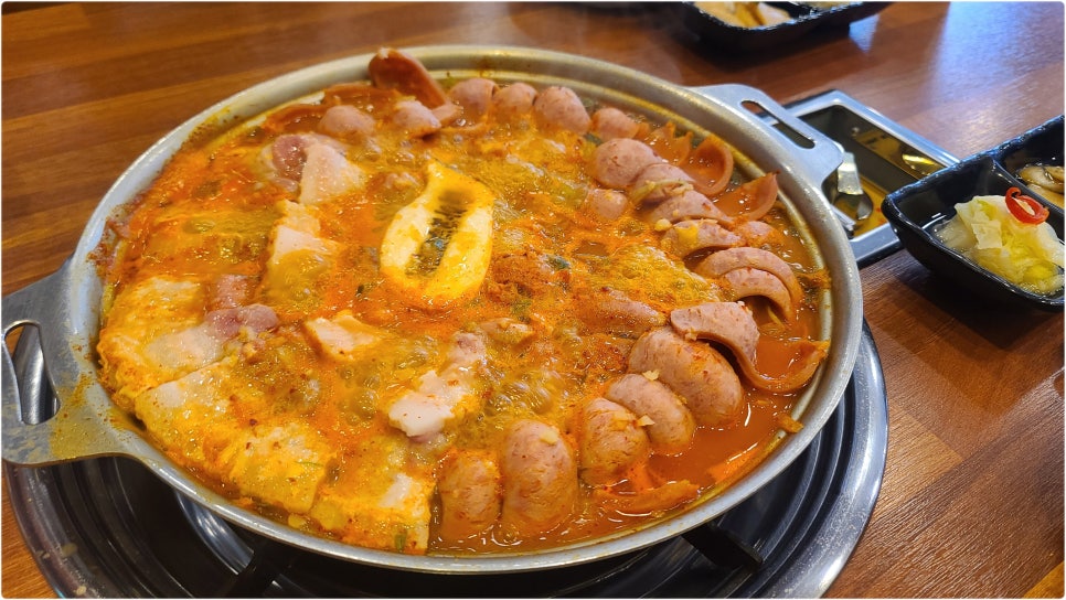 더하고부대찌개 정관점 이미지