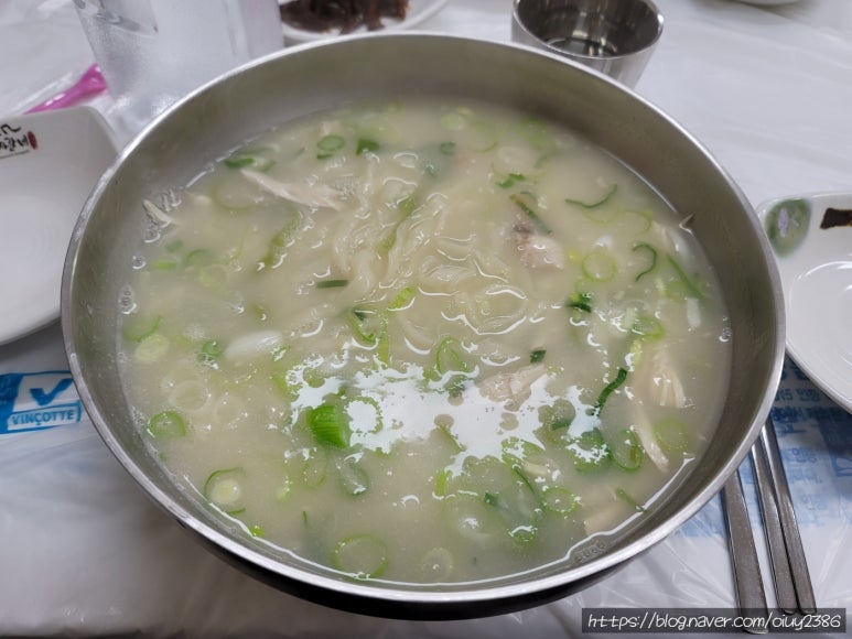 두레박칼국수 이미지