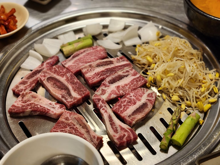 등갈비의신화 이미지