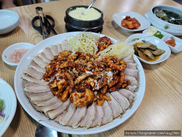 두레박칼국수 이미지