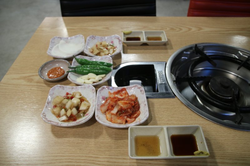 부자숯불고기집 이미지