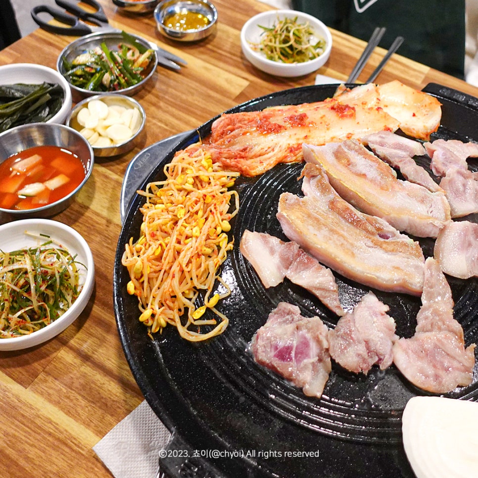 용마꽃돼지삼겹살 이미지