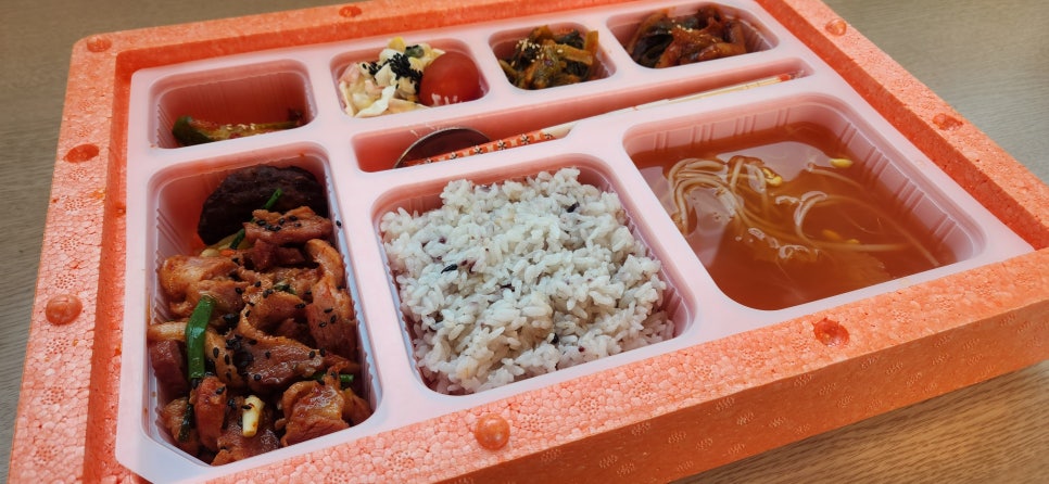 고향한식뷔페 이미지