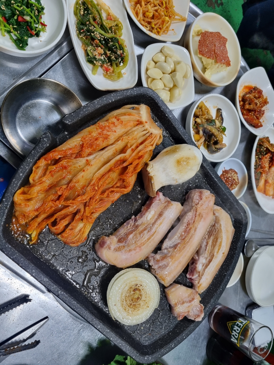 쇠주한잔소주방 이미지