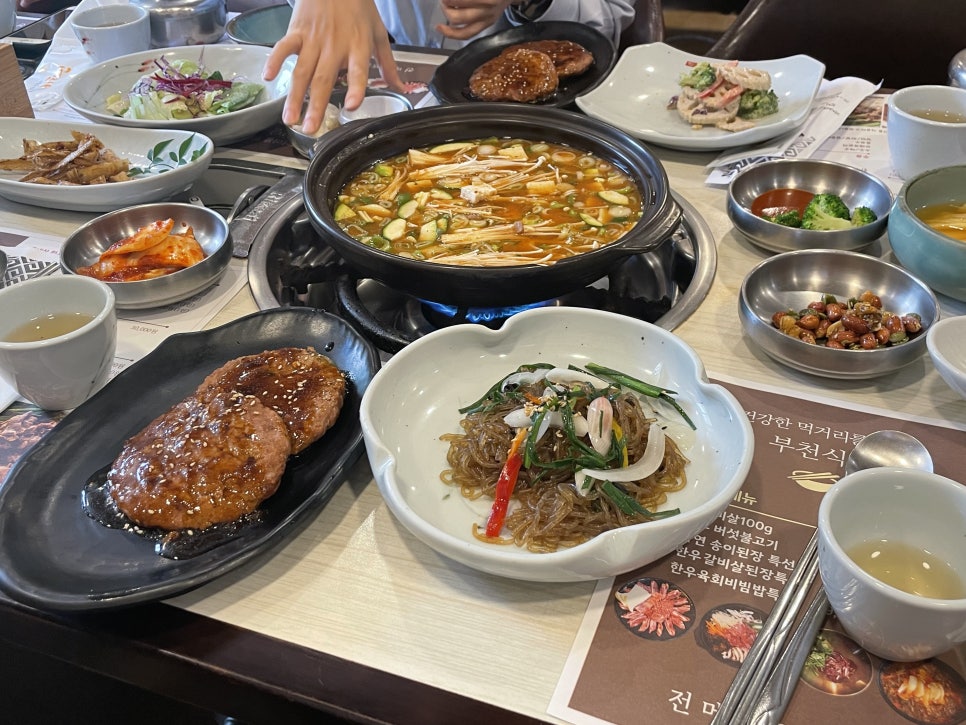 서재뷔페식당 이미지